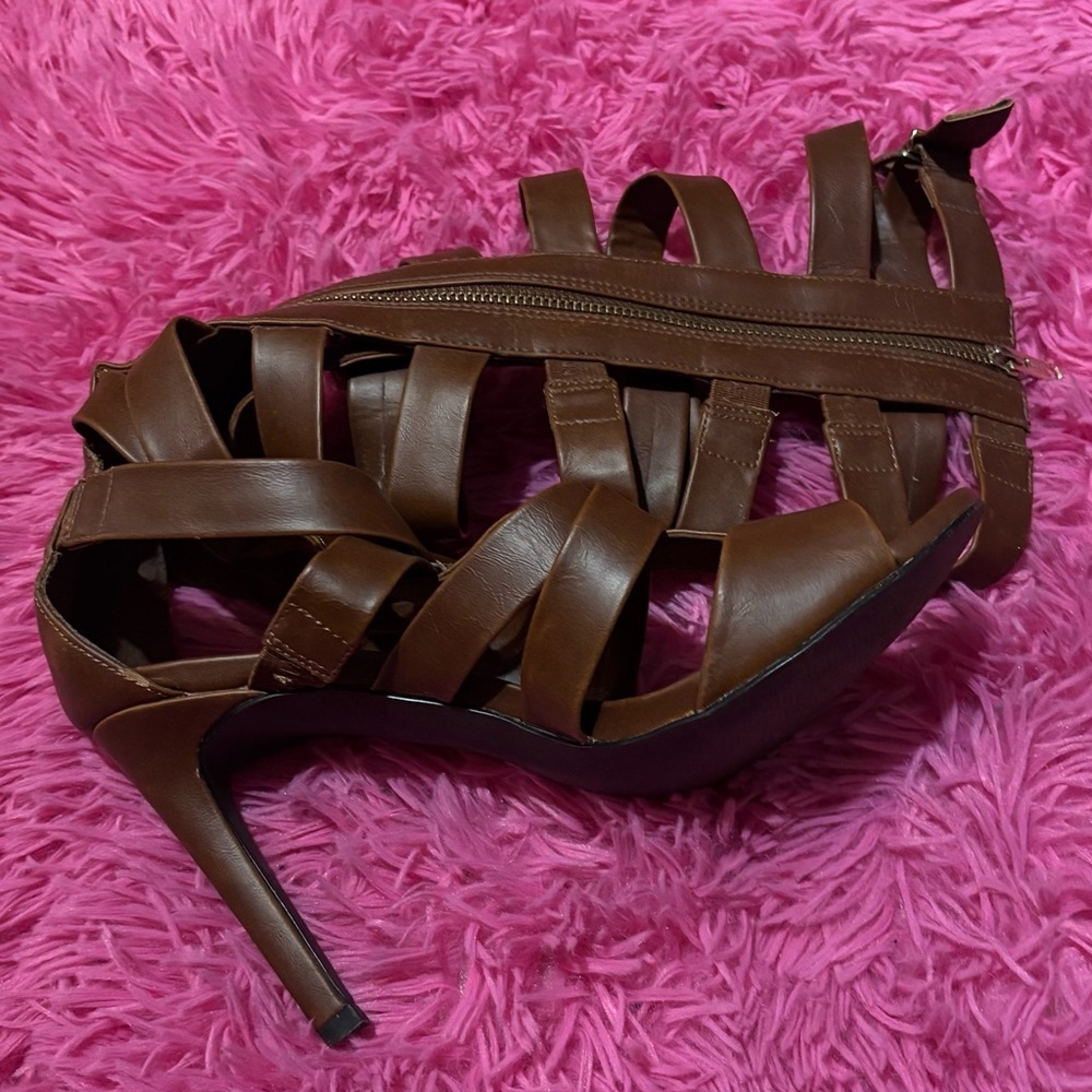 Gladiator Knee-High Brown Sandal Women Size 10